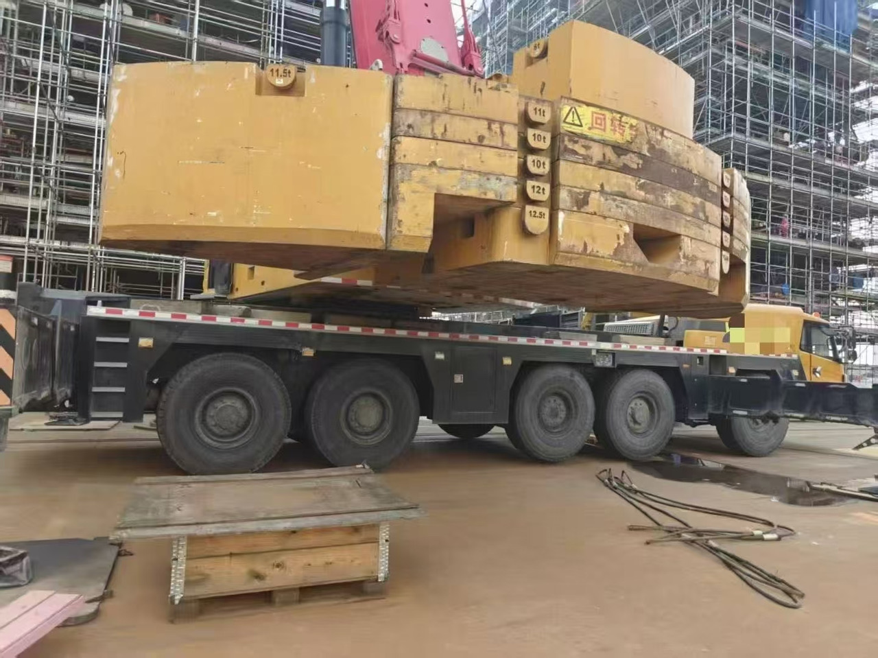 SANY SANY SANY SANY - Macara tot teren: Foto 3 SANY SANY SANY SANY - Macara tot teren: Foto 3