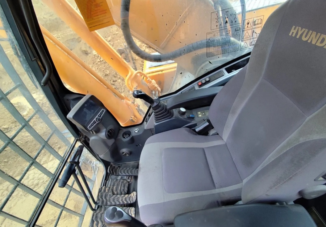 HYUNDAI NLC 300 - Excavator pe şenile: Foto 3 HYUNDAI NLC 300 - Excavator pe şenile: Foto 3