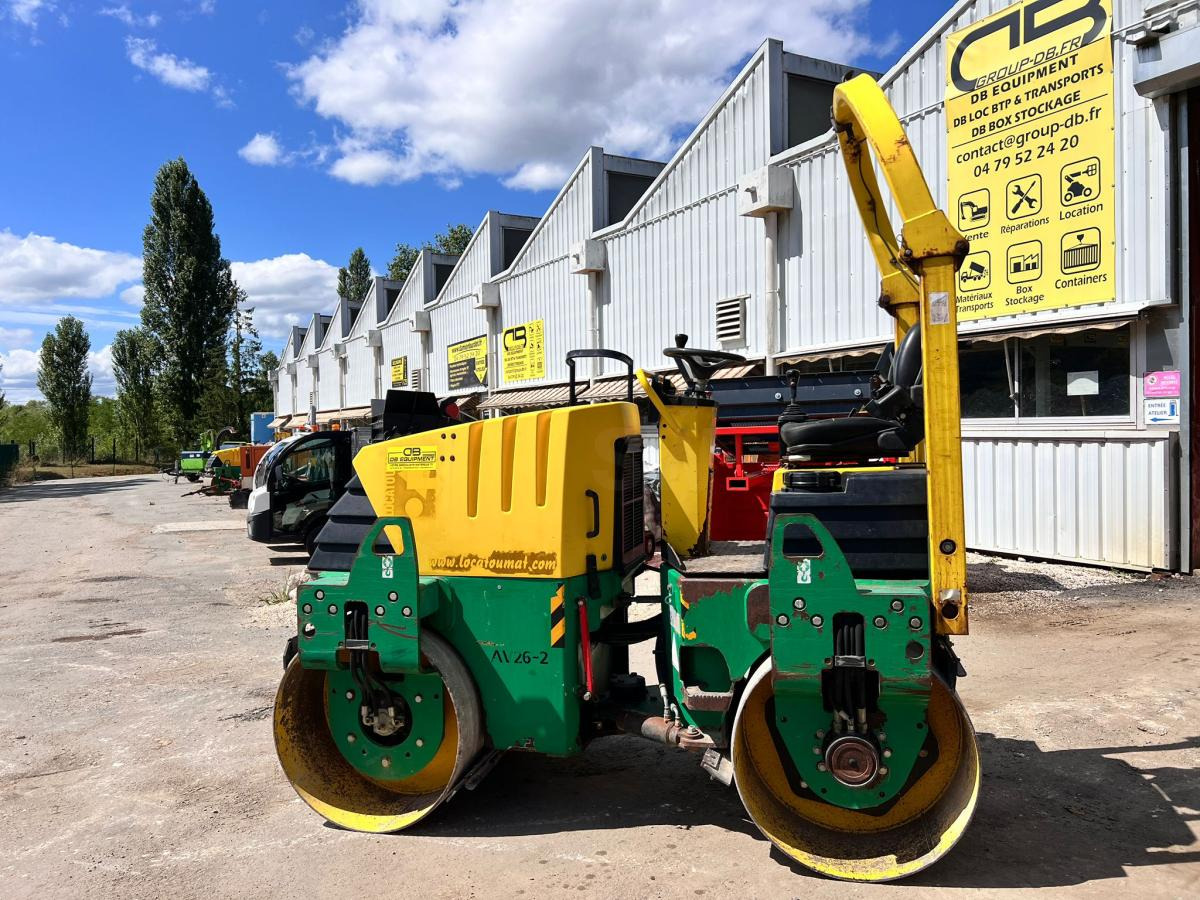 Ammann COMPACTEUR AV26-2 ROULEAU TANDEM VIBRANT ARTICULÉ - Mini cilindru compactor: Foto 3 Ammann COMPACTEUR AV26-2 ROULEAU TANDEM VIBRANT ARTICULÉ - Mini cilindru compactor: Foto 3