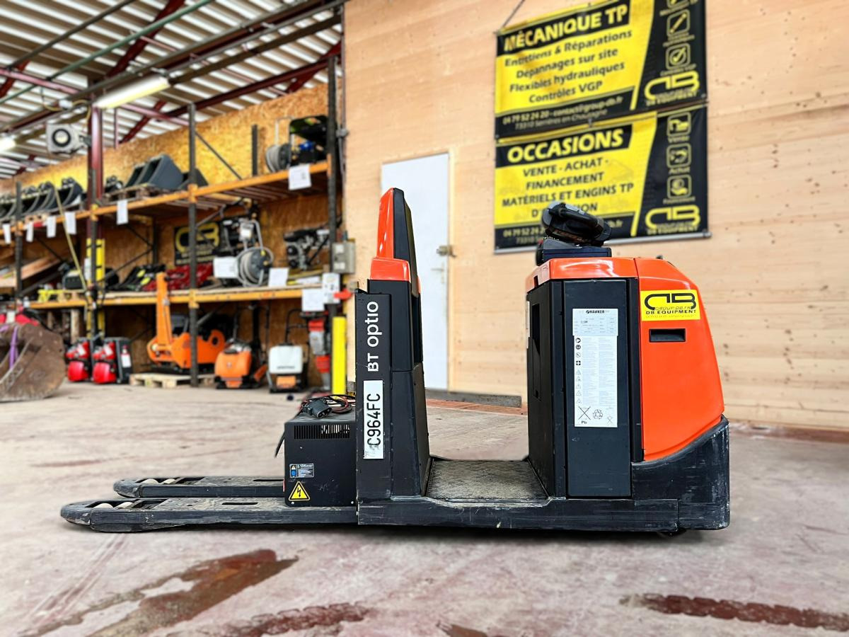 BT OSE250 Gerbeur transpalette électrique - Transpalet la mare înălţime: Foto 2 BT OSE250 Gerbeur transpalette électrique - Transpalet la mare înălţime: Foto 2