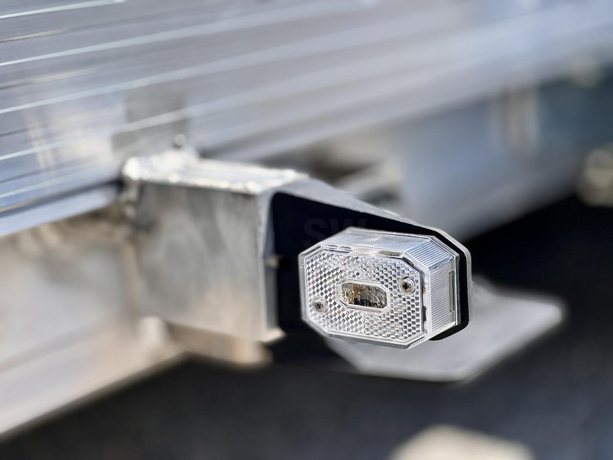 Remorcă transport utilaje nou DEFINITIVE CLM Remorque porte engin aluminium 3T5 FLY35: Foto 17 Remorcă transport utilaje nou DEFINITIVE CLM Remorque porte engin aluminium 3T5 FLY35: Foto 17