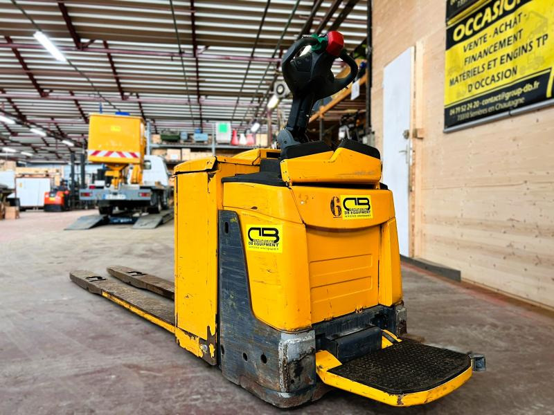 Jungheinrich ERE225 Gerbeur transpalette électrique - Transpalet la mare înălţime: Foto 2 Jungheinrich ERE225 Gerbeur transpalette électrique - Transpalet la mare înălţime: Foto 2