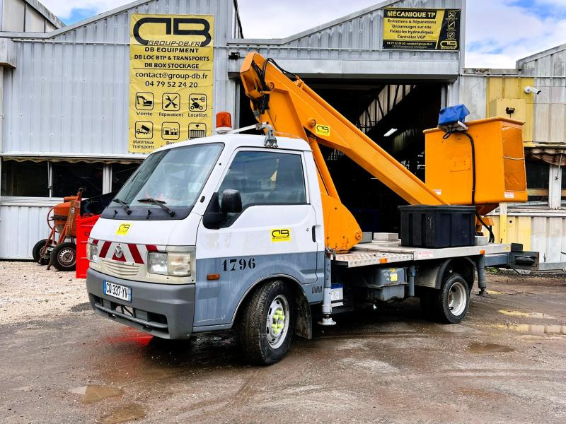 Mazda Bongo Fourgon Nacelle 14,5m - Autopropulsată platformă, Autoutilitară: Foto 1 Mazda Bongo Fourgon Nacelle 14,5m - Autopropulsată platformă, Autoutilitară: Foto 1