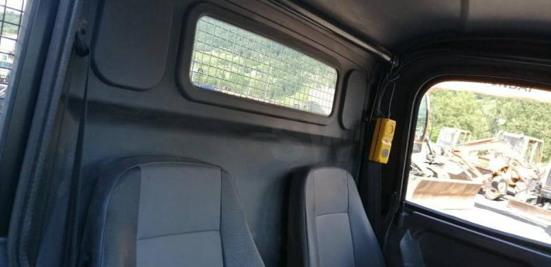 Mega MULTITRUCK ELECTRIQUE POUR PIÈCE - Autoutilitară basculantă, Autoutilitară electrică: Foto 4 Mega MULTITRUCK ELECTRIQUE POUR PIÈCE - Autoutilitară basculantă, Autoutilitară electrică: Foto 4