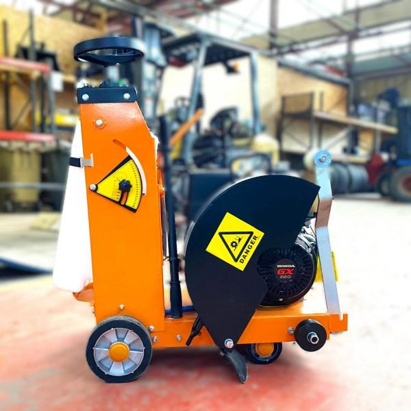 Spatmat Scie à sol SPATMAT TF450 - Echipamente de constructii: Foto 5 Spatmat Scie à sol SPATMAT TF450 - Echipamente de constructii: Foto 5