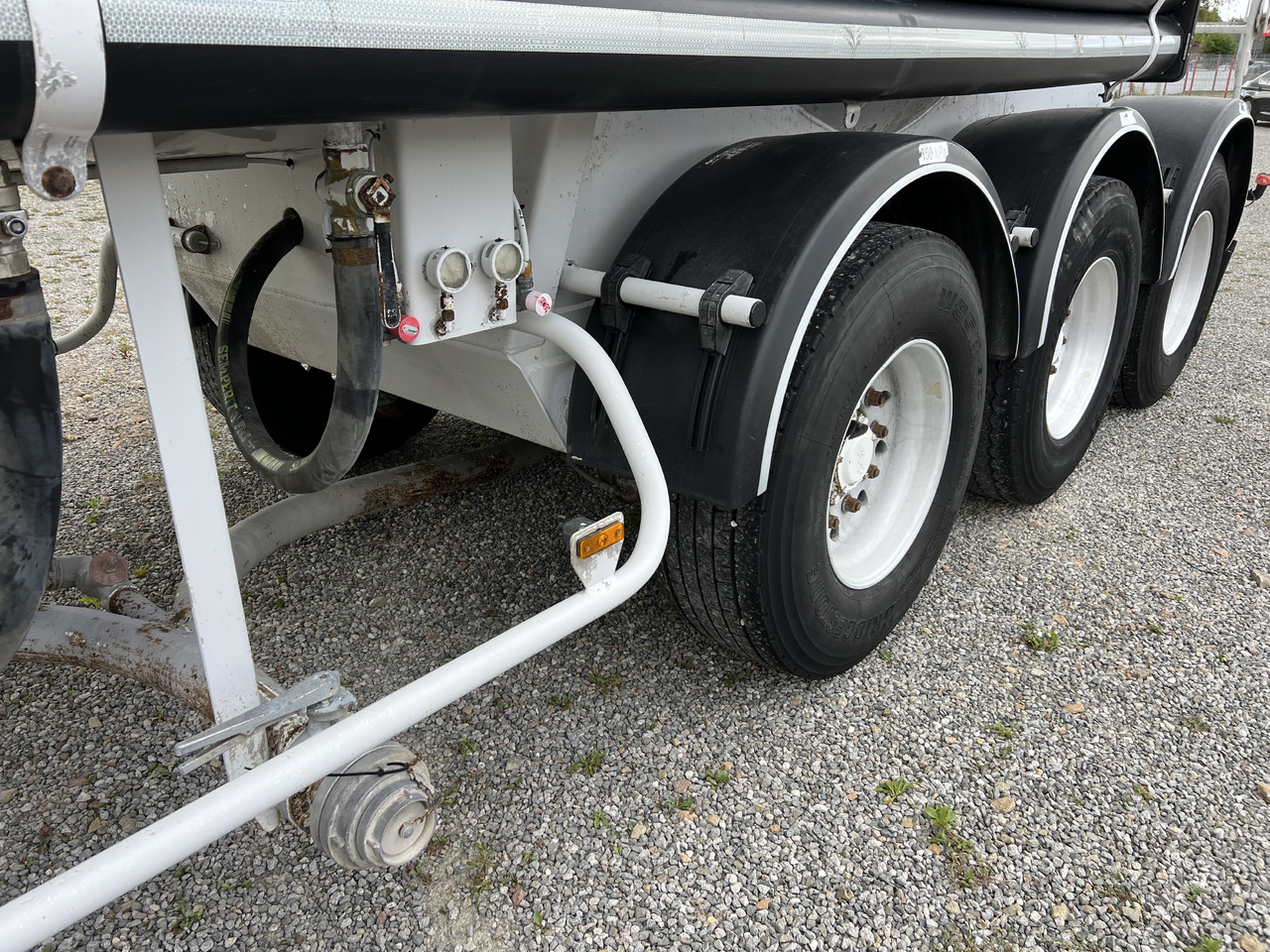 SPITZER S27DR-F010 - Semiremorcă siloz: Foto 5 SPITZER S27DR-F010 - Semiremorcă siloz: Foto 5