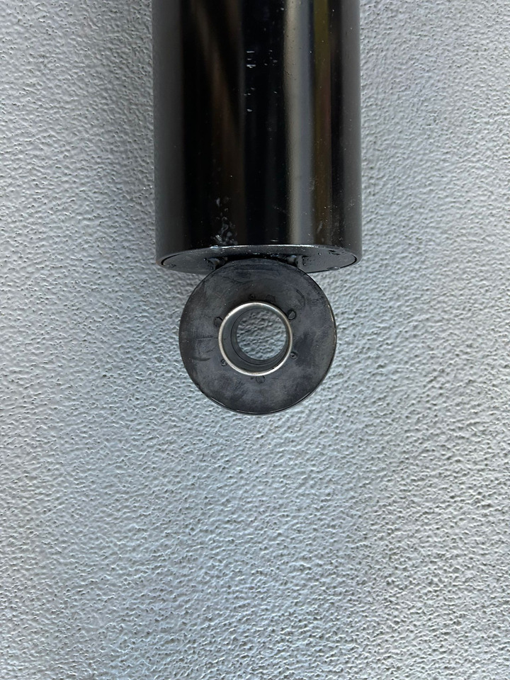 MAN KAT 1 8X8-6X6-4X4-SHOCK ABSORBER-OFF ROAD TRUCK - Amortizor: Foto 2 MAN KAT 1 8X8-6X6-4X4-SHOCK ABSORBER-OFF ROAD TRUCK - Amortizor: Foto 2