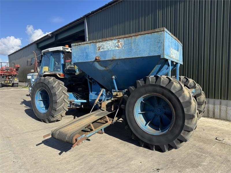 Ford 7710 4wd Gravel Cart - Camion articulat: Foto 2 Ford 7710 4wd Gravel Cart - Camion articulat: Foto 2