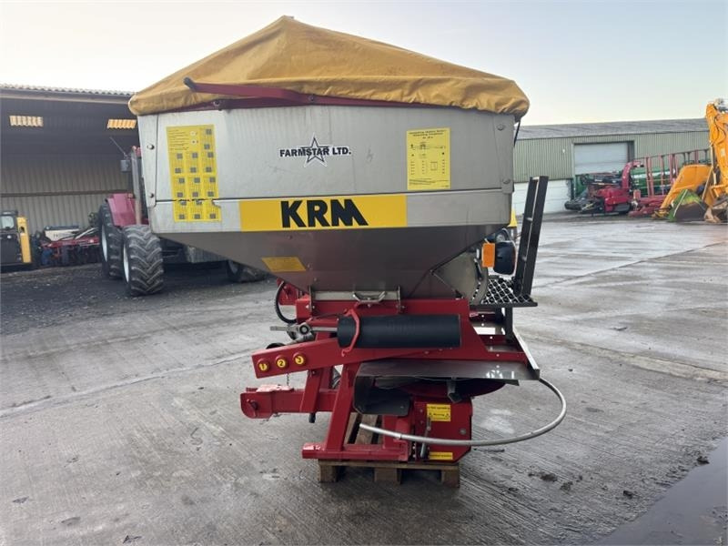 Krm F2 3000 Fert Spreader - Imprastietor îngrăşăminte: Foto 4 Krm F2 3000 Fert Spreader - Imprastietor îngrăşăminte: Foto 4