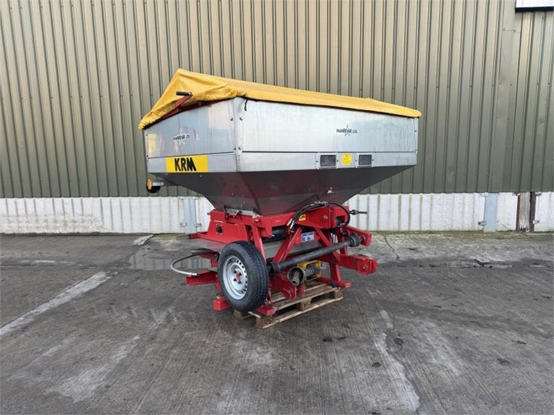 Krm F2 3000 Fert Spreader - Imprastietor îngrăşăminte: Foto 1 Krm F2 3000 Fert Spreader - Imprastietor îngrăşăminte: Foto 1