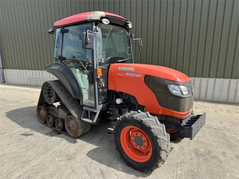 Kubota M8540 Narrow Half Track *85 HP* - Tractor agricol: Foto 3 Kubota M8540 Narrow Half Track *85 HP* - Tractor agricol: Foto 3
