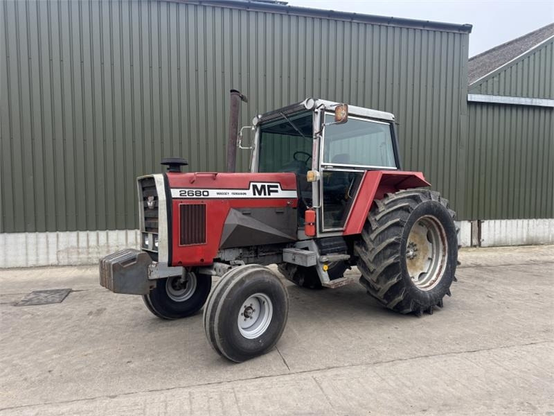 Massey Ferguson 2680 2WD **Low Hours** - Tractor agricol: Foto 1 Massey Ferguson 2680 2WD **Low Hours** - Tractor agricol: Foto 1