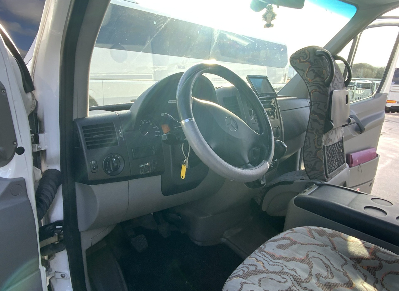 Mercedes-Benz 519 CDI Sprinter - Microbuz, Transport persoane: Foto 3 Mercedes-Benz 519 CDI Sprinter - Microbuz, Transport persoane: Foto 3