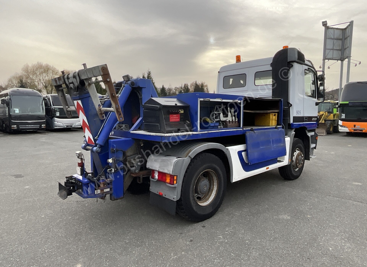 Mercedes-Benz Actros 2031 Abschlepper - Maşină de tractare: Foto 3 Mercedes-Benz Actros 2031 Abschlepper - Maşină de tractare: Foto 3