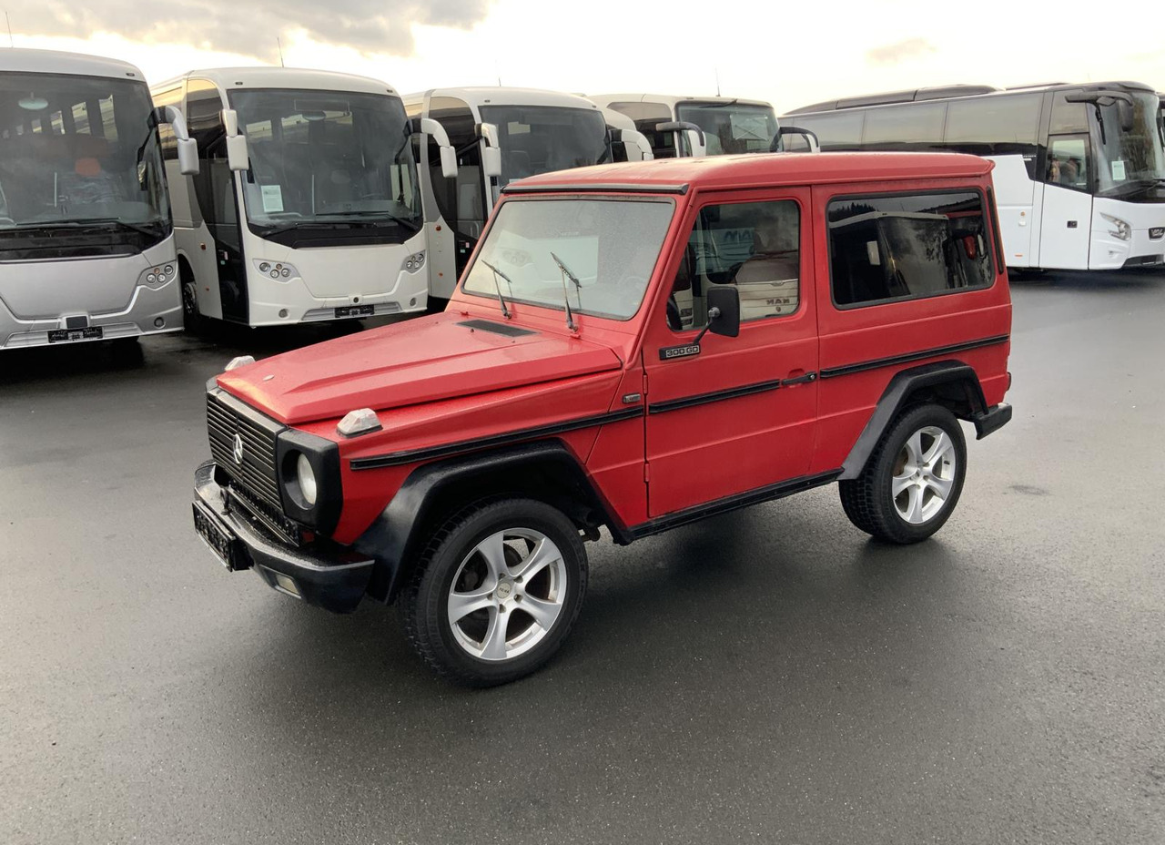 Mercedes-Benz G 300 - SUV: Foto 2 Mercedes-Benz G 300 - SUV: Foto 2