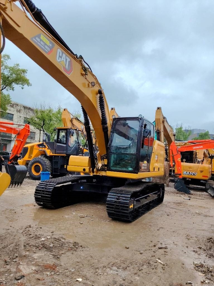CAT 320 - Excavator pe şenile: Foto 5 CAT 320 - Excavator pe şenile: Foto 5