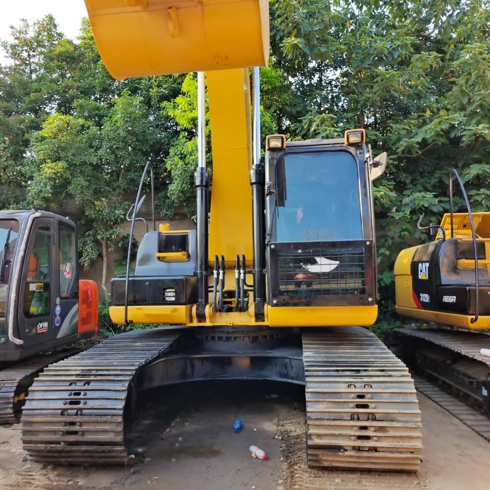 CAT 320 D - Excavator pe şenile: Foto 2 CAT 320 D - Excavator pe şenile: Foto 2