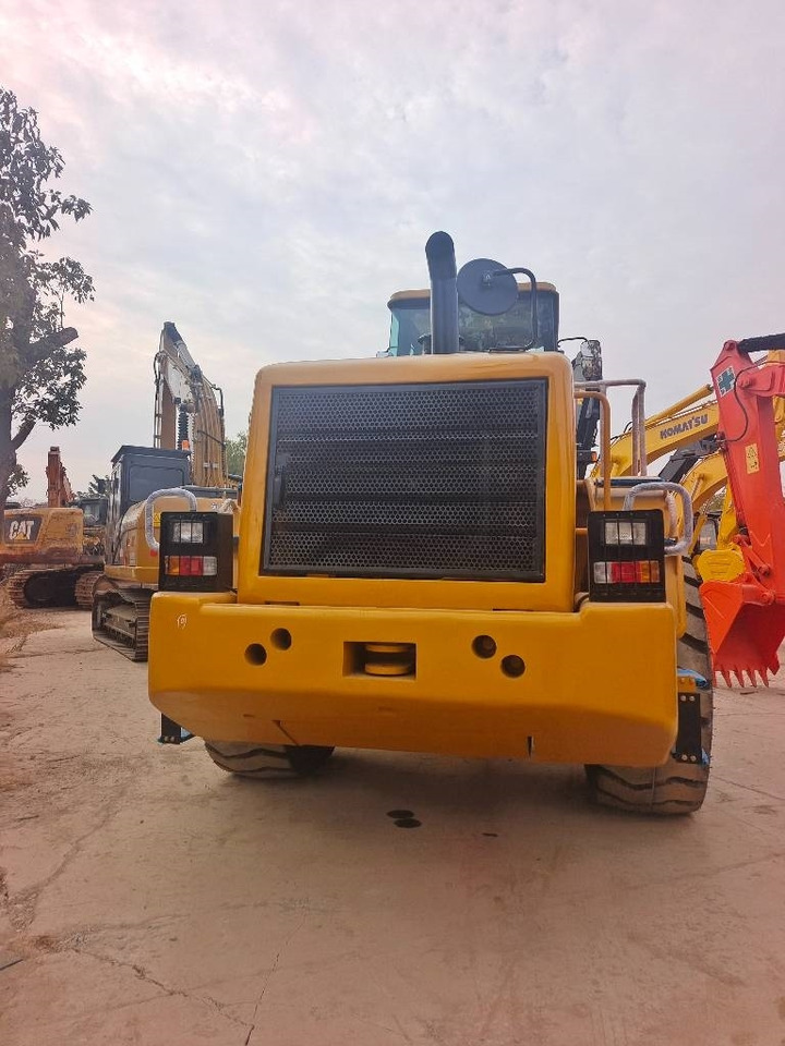 CAT 966 H - Încărcător frontal pe pneuri: Foto 3 CAT 966 H - Încărcător frontal pe pneuri: Foto 3