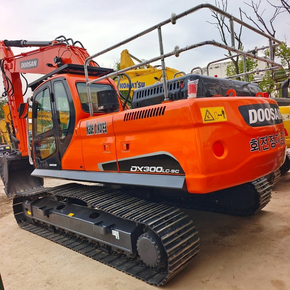 Doosan DX 300 - Excavator pe şenile: Foto 2 Doosan DX 300 - Excavator pe şenile: Foto 2