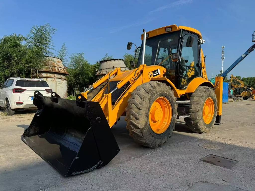 JCB 4 CX - Buldoexcavator: Foto 1 JCB 4 CX - Buldoexcavator: Foto 1