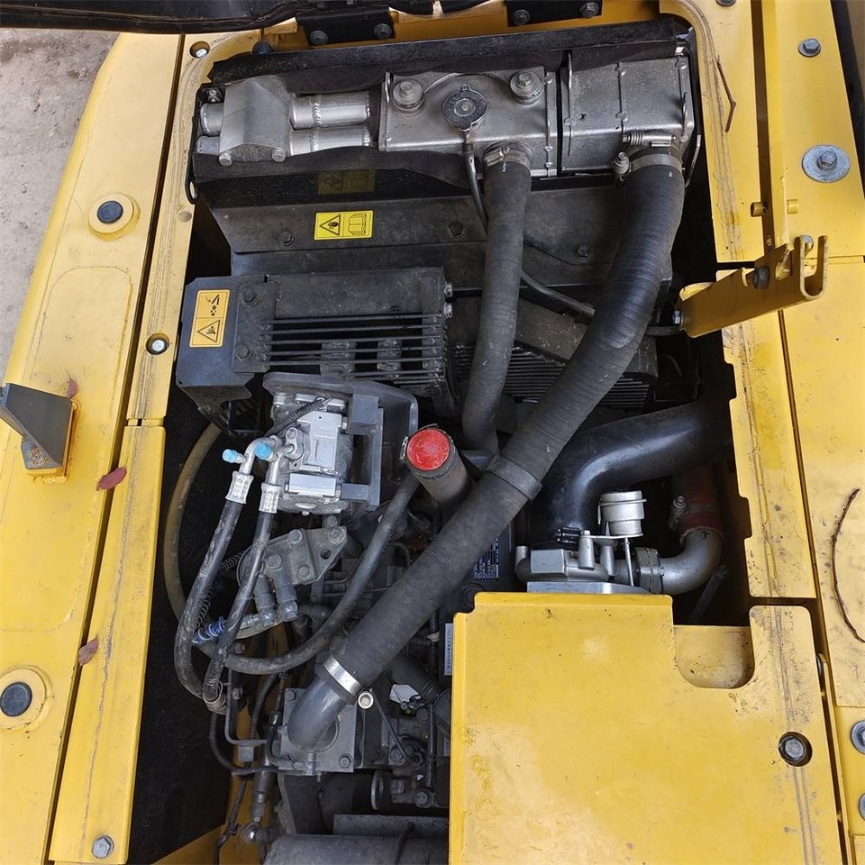 Excavator pe şenile Komatsu PC 130: Foto 19 Excavator pe şenile Komatsu PC 130: Foto 19