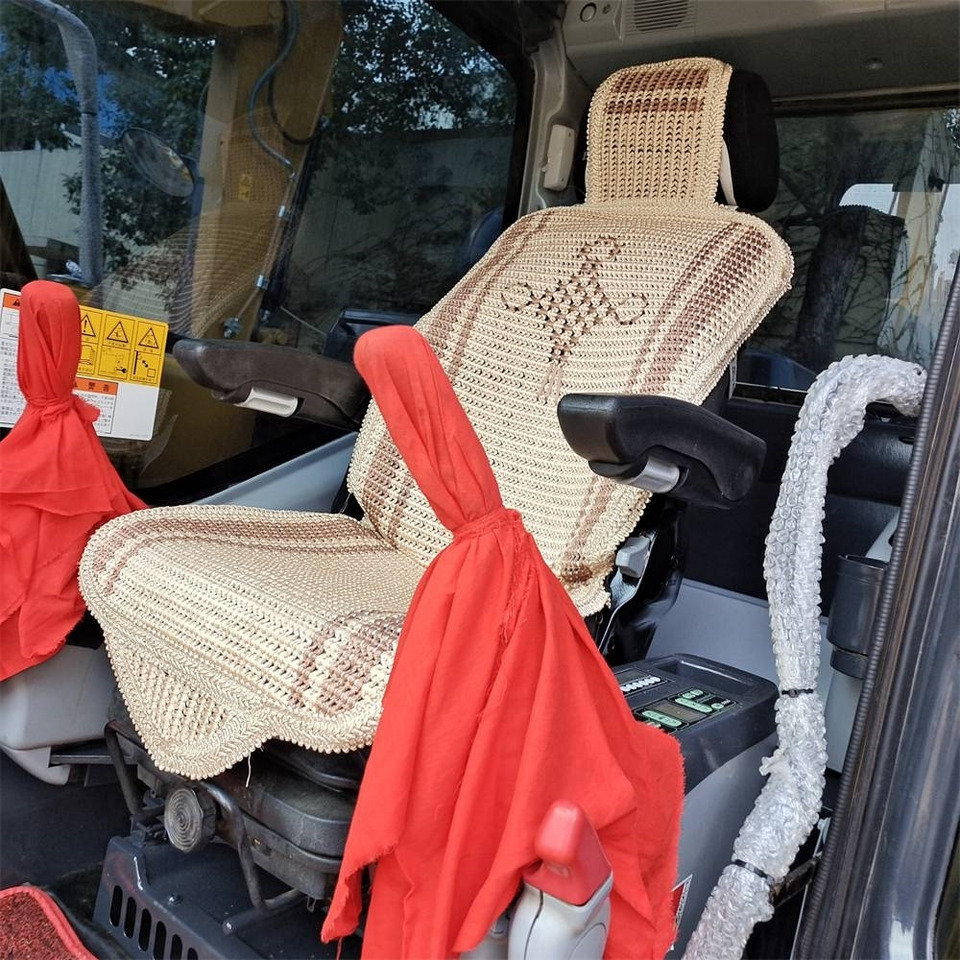 Excavator pe şenile Komatsu PC 130: Foto 8 Excavator pe şenile Komatsu PC 130: Foto 8