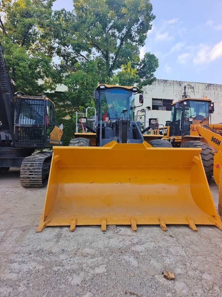 XCMG LW 500 KV - Încărcător frontal pe pneuri: Foto 2 XCMG LW 500 KV - Încărcător frontal pe pneuri: Foto 2