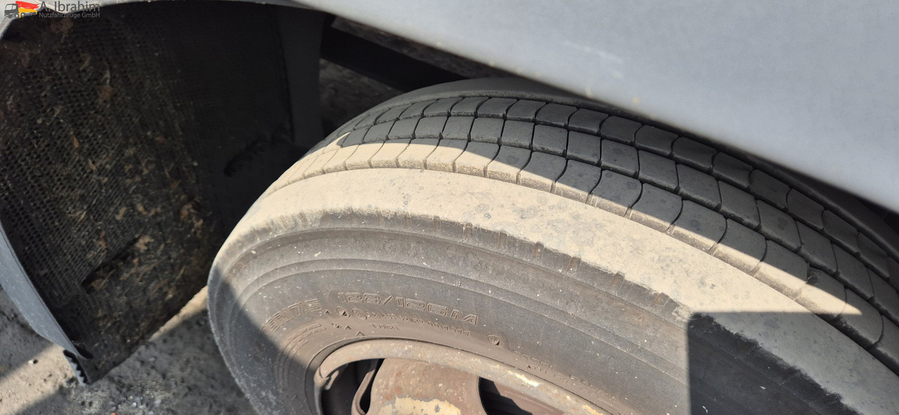 MAN TGL 8.150 4X2 BL Unfallschaden bedingt fahrbereit, Motor ok - Autoutilitară: Foto 5 MAN TGL 8.150 4X2 BL Unfallschaden bedingt fahrbereit, Motor ok - Autoutilitară: Foto 5