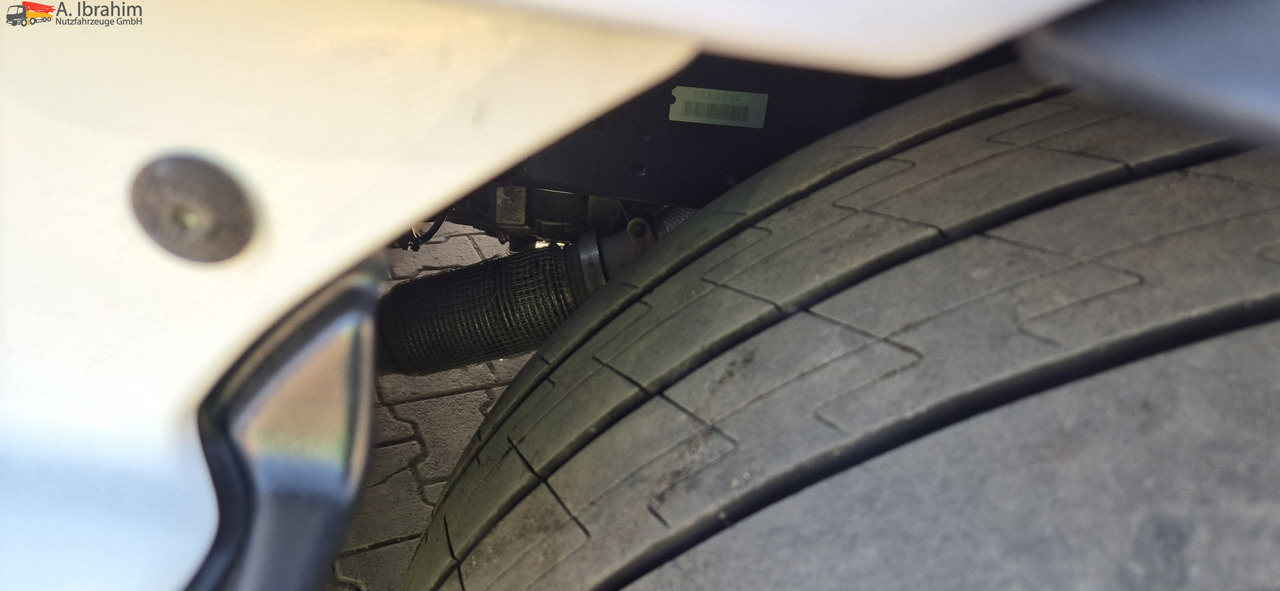 Cap tractor MAN TGX 18.460 Retarder, Klima, 1. Hand 04 2018: Foto 7 Cap tractor MAN TGX 18.460 Retarder, Klima, 1. Hand 04 2018: Foto 7