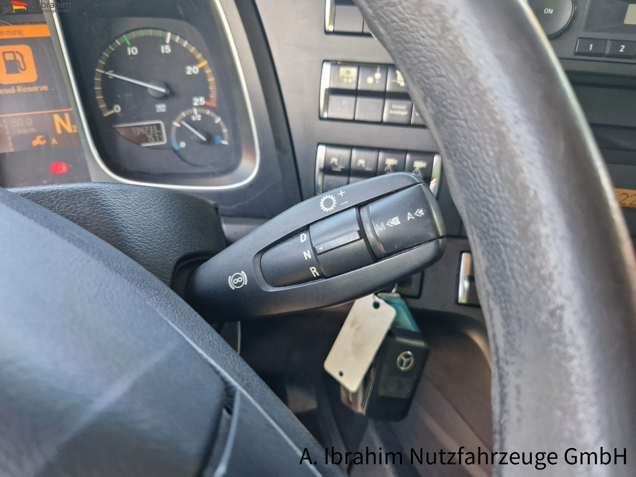 Mercedes-Benz 1845 Retarder, Klima, Navi Schneeketten, Euro 5 - Cap tractor: Foto 4 Mercedes-Benz 1845 Retarder, Klima, Navi Schneeketten, Euro 5 - Cap tractor: Foto 4