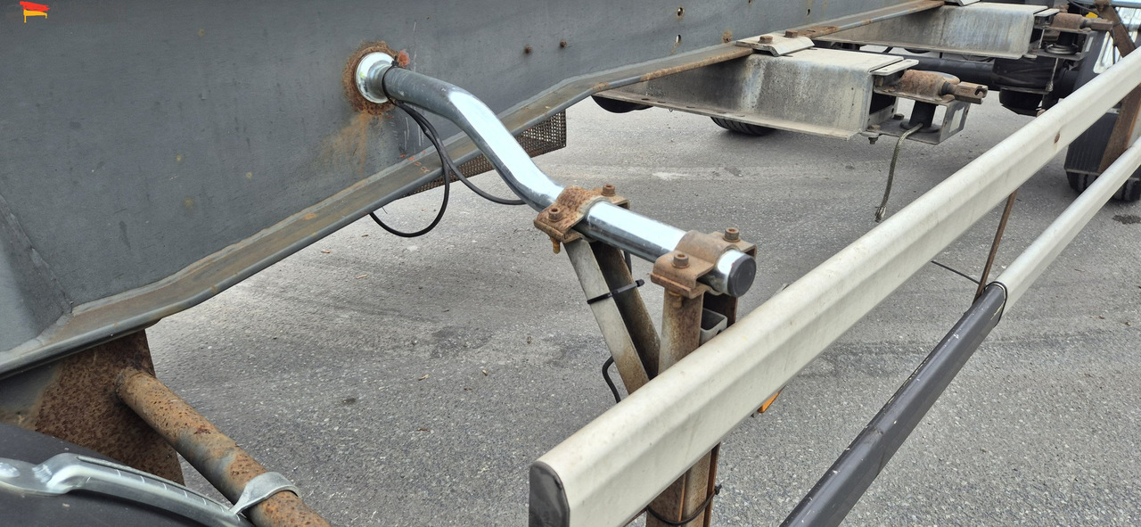 Hueffermann HSA 1870 mit Schlitten Zustand normal - Remorcă abroll/ Skiploader: Foto 4 Hueffermann HSA 1870 mit Schlitten Zustand normal - Remorcă abroll/ Skiploader: Foto 4