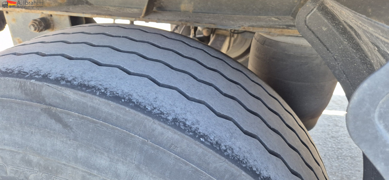 Krone AZP Schiebeplane, Edscha - Remorcă cu prelată: Foto 3 Krone AZP Schiebeplane, Edscha - Remorcă cu prelată: Foto 3