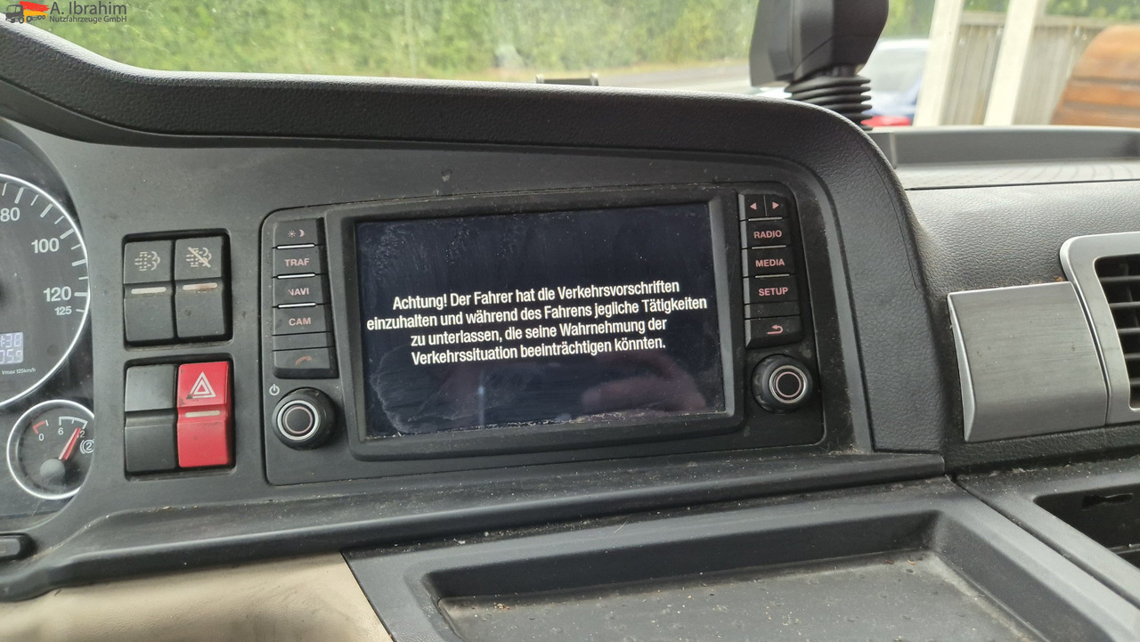 MAN 8.250 7,30 m Koffer, Navi, Topzustand - Autoutilitară box: Foto 2 MAN 8.250 7,30 m Koffer, Navi, Topzustand - Autoutilitară box: Foto 2