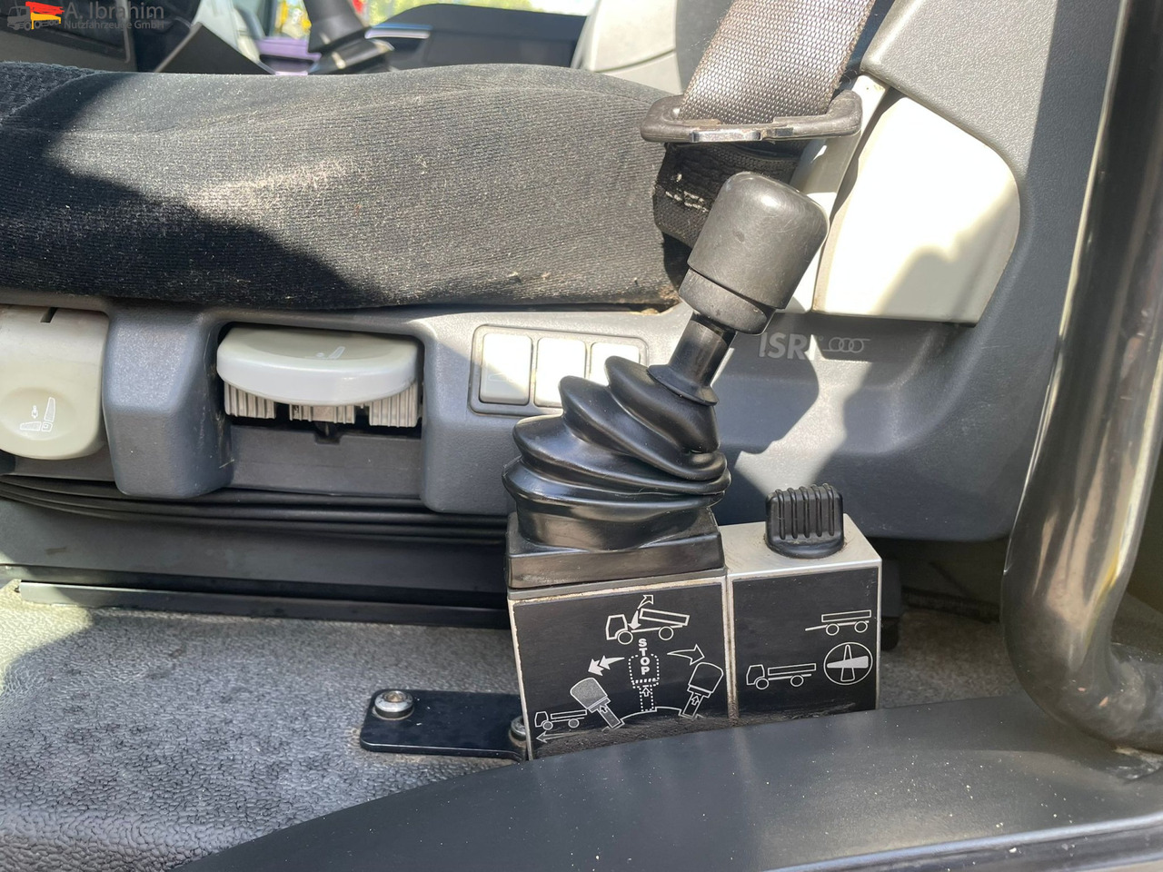 MAN TGS 26.480 Meiller 3 Seiten | 6x4 | Schalter | 3 Pedals | deutsches Fahrzeug - Camion basculantă: Foto 4 MAN TGS 26.480 Meiller 3 Seiten | 6x4 | Schalter | 3 Pedals | deutsches Fahrzeug - Camion basculantă: Foto 4