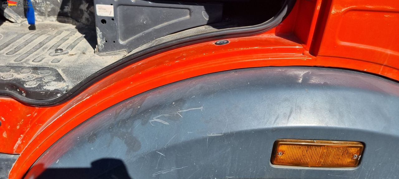 Mercedes-Benz 1722 Dachdeckerkran Cormach 30000 TECH, - Camion cu macara, Camion platformă: Foto 4 Mercedes-Benz 1722 Dachdeckerkran Cormach 30000 TECH, - Camion cu macara, Camion platformă: Foto 4