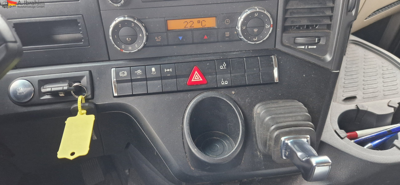 Mercedes-Benz DB 2542 Scheckheft gepflegt bei Mercedes, Euro 5 - Camion transport containere/ Swap body: Foto 4 Mercedes-Benz DB 2542 Scheckheft gepflegt bei Mercedes, Euro 5 - Camion transport containere/ Swap body: Foto 4