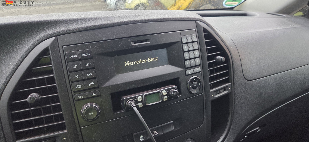 Mercedes-Benz Vito Tourer BF 3-GST Zeichen Anlage 3050 kg zzGw - Autorulota comerciala: Foto 2 Mercedes-Benz Vito Tourer BF 3-GST Zeichen Anlage 3050 kg zzGw - Autorulota comerciala: Foto 2