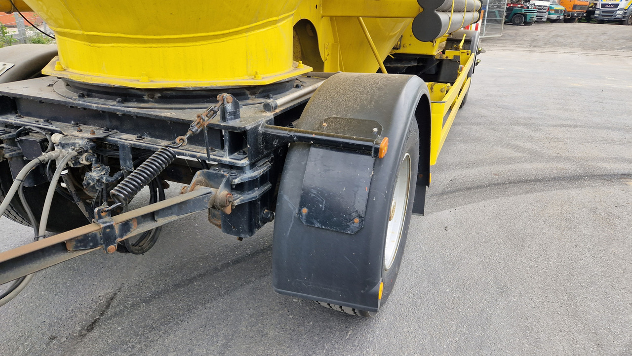 SPITZER SAPI 1832 Zustand 3-, steht länger - Remorcă cisternă: Foto 2 SPITZER SAPI 1832 Zustand 3-, steht länger - Remorcă cisternă: Foto 2