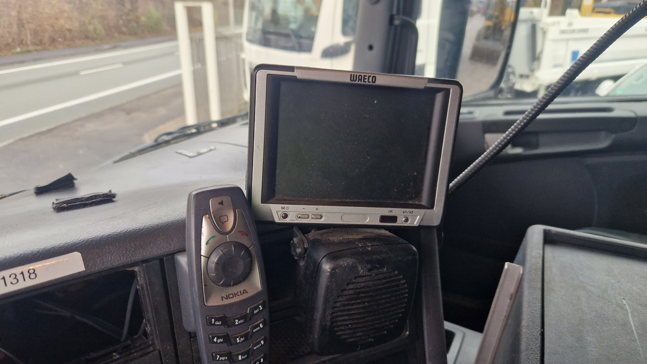 Scania P380 VDL Haken Lenk-Liftachse - Camion cu cârlig: Foto 3 Scania P380 VDL Haken Lenk-Liftachse - Camion cu cârlig: Foto 3