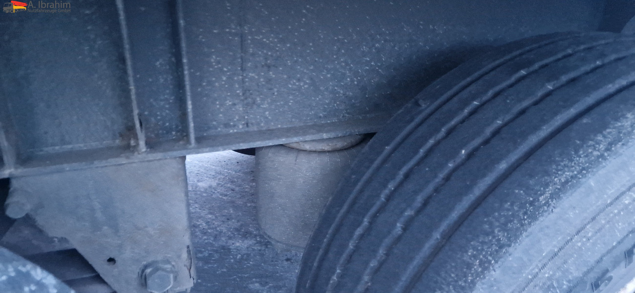 Schmitz SKO 24 Citysattel, 3. Achse zwangsgelenkt Frigoblock - Semiremorcă: Foto 4 Schmitz SKO 24 Citysattel, 3. Achse zwangsgelenkt Frigoblock - Semiremorcă: Foto 4