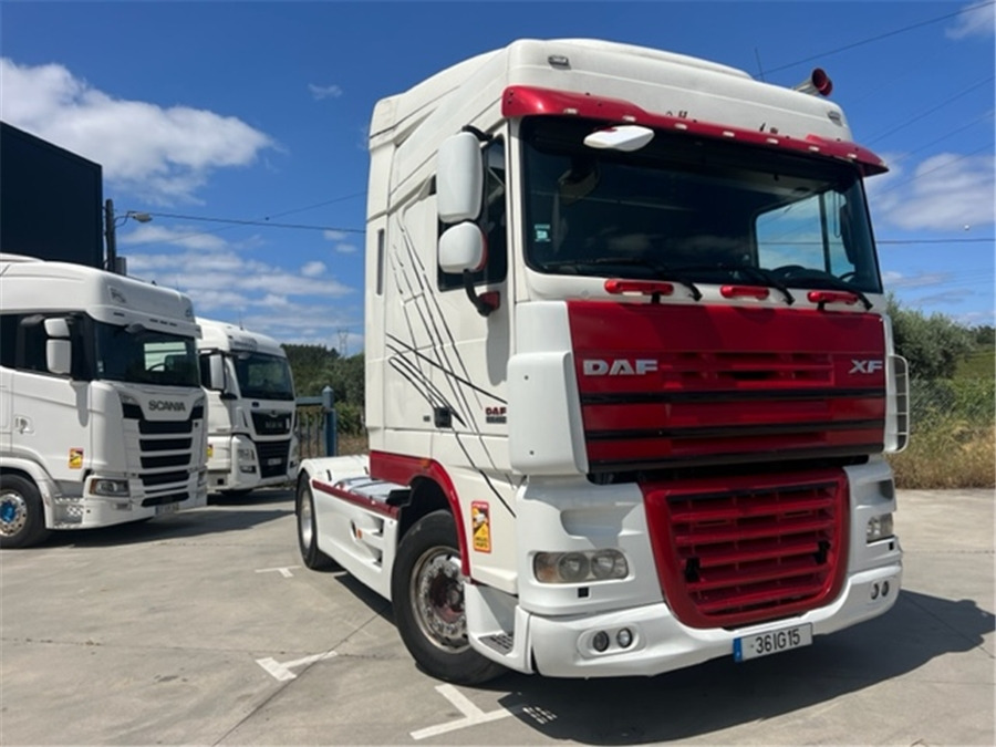 DAF XF 460 - Cap tractor: Foto 2 DAF XF 460 - Cap tractor: Foto 2