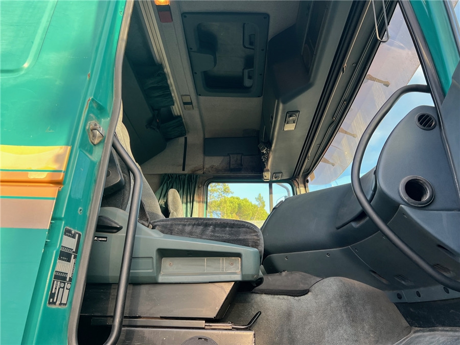 Cap tractor DAF XF95/480 Manual gear: Foto 14 Cap tractor DAF XF95/480 Manual gear: Foto 14