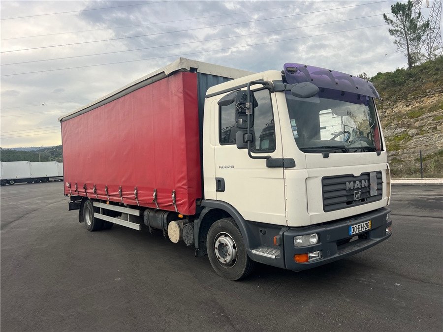 MAN TGL 12.210 - Camion cu prelată: Foto 1 MAN TGL 12.210 - Camion cu prelată: Foto 1