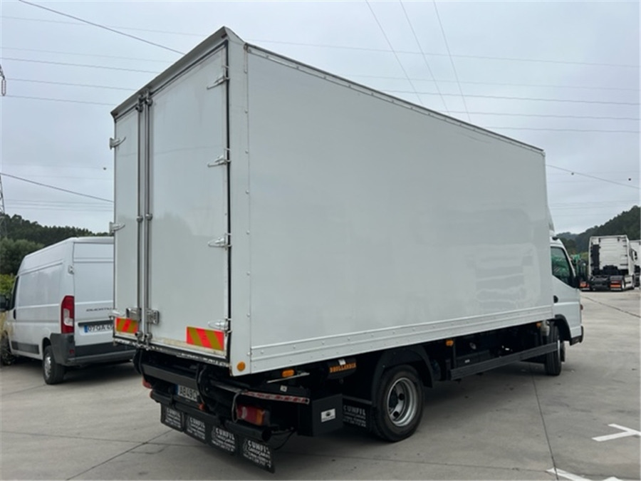 Mitsubishi 7C18 - Camion izoterma: Foto 3 Mitsubishi 7C18 - Camion izoterma: Foto 3