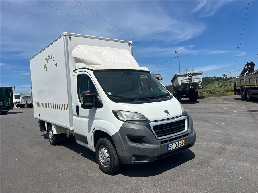 PEUGEOT BOXER - Autoutilitară box: Foto 3 PEUGEOT BOXER - Autoutilitară box: Foto 3