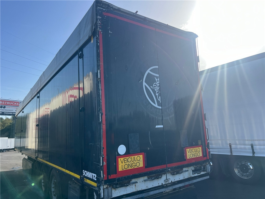 SCHMITZ SGF-S3 - Semiremorcă cu podea culisantă: Foto 4 SCHMITZ SGF-S3 - Semiremorcă cu podea culisantă: Foto 4