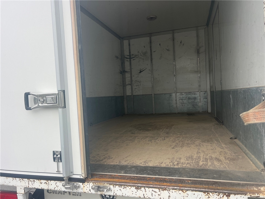 Autoutilitară box, Autoutilitară cabină dublă VOLKSWAGEN CRAFTER: Foto 8 Autoutilitară box, Autoutilitară cabină dublă VOLKSWAGEN CRAFTER: Foto 8