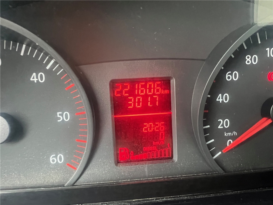 Autoutilitară box, Autoutilitară cabină dublă VOLKSWAGEN CRAFTER: Foto 17 Autoutilitară box, Autoutilitară cabină dublă VOLKSWAGEN CRAFTER: Foto 17