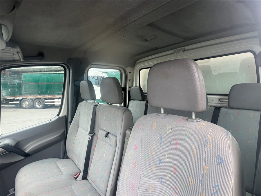 Autoutilitară box, Autoutilitară cabină dublă VOLKSWAGEN CRAFTER: Foto 13 Autoutilitară box, Autoutilitară cabină dublă VOLKSWAGEN CRAFTER: Foto 13