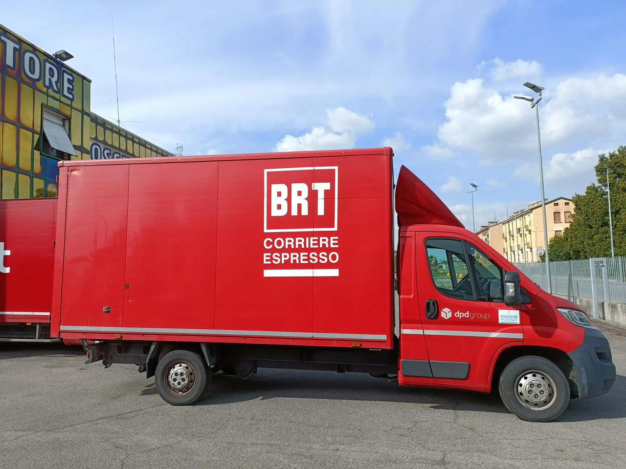 FIAT DUCATO BOX - Autoutilitară box: Foto 1 FIAT DUCATO BOX - Autoutilitară box: Foto 1